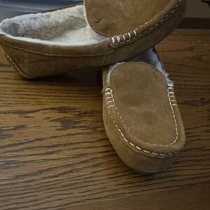 Koolaburra Tan Suede Moccasin Slippers